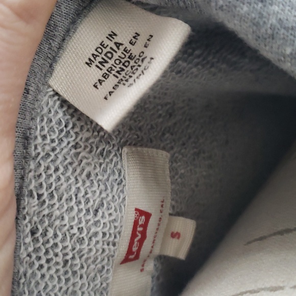 Levi's Hoodie - Picture 4 of 4